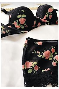 Kadın Dolgulu Destekli Pembe Çiçek Desenli Siyah Boxer Tip Iç Çamaşır Takımı ürün fotoğrafı