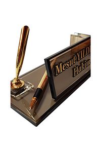 Kristal Masaüstü Kalemlik, Ofis Masa Isimliği, M186 Cam Masaüstü Isimlik Cam Masaüstü Isimlik ürün fotoğrafı
