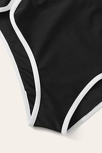 Kadın Siyah Büstiyerli Pedli Yüksek Bel Bikini Takımı ürün fotoğrafı