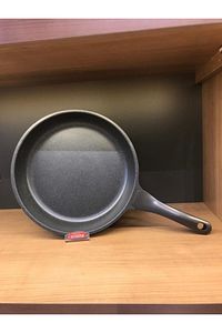 Stark Granit Döküm Tava Yanmaz Yapışmaz 28 cm Gri ürün fotoğrafı