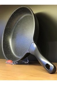Stark Granit Döküm Tava Yanmaz Yapışmaz 28 cm Gri ürün fotoğrafı
