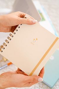 15x15 Cm Kare 2'li Set Spiralli Çizgili Tarihsiz Not Defteri Papatya ürün fotoğrafı