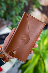 Envelope Telefon Ve Bozuk Para Bölmeli Zarf Model Taba Kadın Cüzdan ürün fotoğrafı