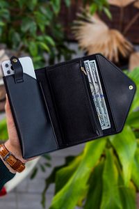 Envelope Telefon Ve Bozuk Para Bölmeli Zarf Model Siyah Kadın Cüzdan ürün fotoğrafı