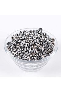 25 Gram- 7 Mm Yassı Harf Boncuk, Metalik Gümüş Üzeri Siyah Harf Boncuk 1.kalite- 25 Gr- 175-180 Adet ürün fotoğrafı