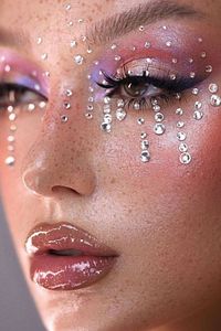 Vücut Ve Yüz Taşı/euphoria Maddy Make Up Tutorial ürün fotoğrafı