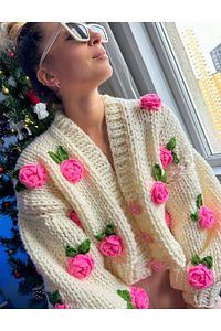 Kadın Pembe Gül Desenli Çiçekli Hırka Crop Oversize Ceket ürün fotoğrafı