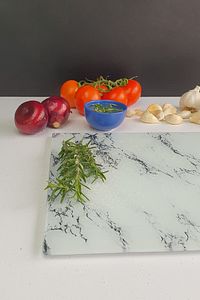 Cam Kesme Tahtası Cam Kesim Tablası Beyaz Mermer Görünümlü 30cm x 40cm ürün fotoğrafı