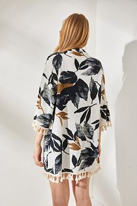 Kadın Taş Siyah Püsküllü Salaş Örme Kimono KMN-00000056 ürün fotoğrafı
