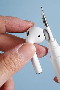 Bluetooth Ve Kablosuz Kulaklık Temizleme Kalemi Aparatı, 3'ü 1 Arada Airpods Temizleme Kalemi Kiti ürün fotoğrafı
