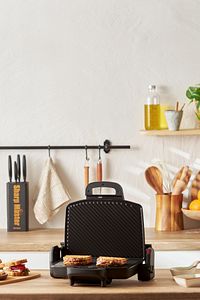 Toastbuster 1337H Çıkarılabilir Plakalı 4 Ekmekli Tost Makinesi 1800 W  Siyah ürün fotoğrafı