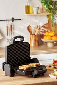 Toastbuster 1337H Çıkarılabilir Plakalı 4 Ekmekli Tost Makinesi 1800 W  Siyah ürün fotoğrafı