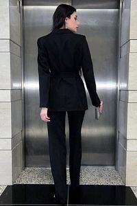 Bağlamalı Blazer Ceket Bol Paça Pantolon Takım ürün fotoğrafı