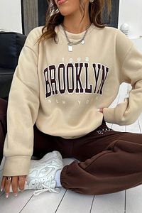 Kadın Kahverengi Bej Brooklyn Baskı Oversize Bisiklet Yaka Alt Üst Eşofman Takımı ürün fotoğrafı