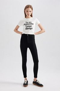 Jegging Yüksek Bel Dar Paça Cepli Bilek Boy Basic Düz Jean Pantolon A5819ax23au ürün fotoğrafı