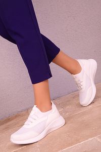 Kadın Beyaz Sneaker 15226 ürün fotoğrafı