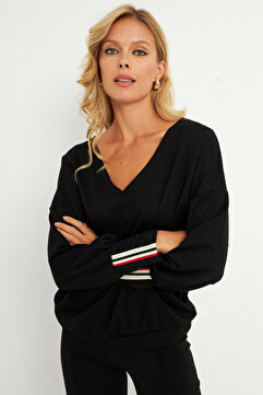 Cool & Sexy Kadın Siyah Şerit Detaylı V Yaka Sweatshirt  EY2905
