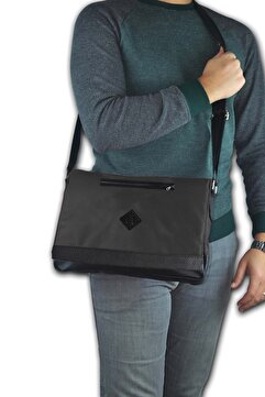 Bagorama Four Unisex 13 Postacı Tablet Çapraz Askılı Omuz Çantası - Siyah