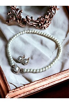 FAYRA ACCESSORIES Zirkon Taşlı Sarmal İnci Kolye ve İnci Küpe Seti