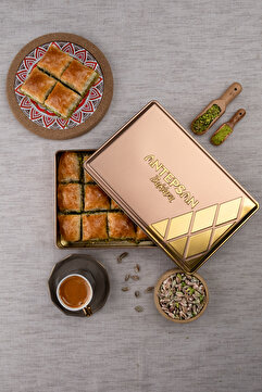 Antepsan Antep Fıstıklı Kare Baklava Özel Hediye Kutulu 800 G
