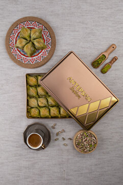 Antepsan Antep Fıstıklı Midye Baklava Özel Hediye Kutulu 850 G