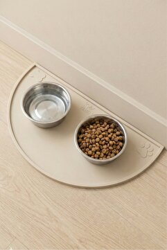 COZLEY Silikon Mama Matı Havuzlu Yıkanabilir Kaymaz Evcil Hayvan Beslenme Matı Kedi Köpek Paspası 50X25 CM