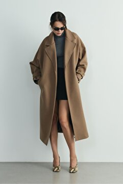 Suud Collection Sütlü Kahve Sudi Yırtmaçlı Maxi Kaban