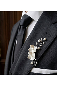sibelle tasarım Damat yaka çiçeği. Damat yakalığı. Broş. El yapımı çiçekli yakalık