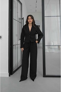 Havoş Siyah Sum Pile Detaylı Pantolon