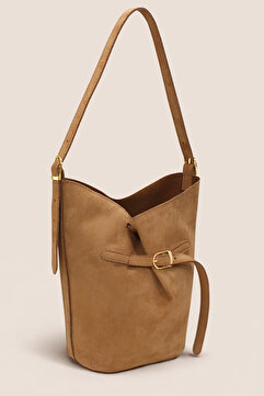 Housebags Luna Süet Camel Bucket Omuz Çantası - Ayarlanabilir Omuz Askılı, Gold Aksesuarlı