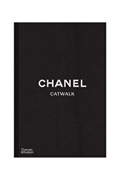 Thames & Hudson Chanel Catwalk 9780500023440