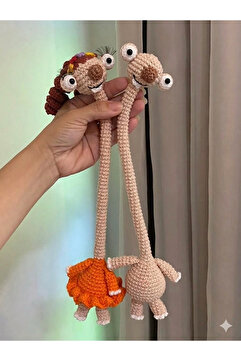 NEVAMATÖLYE Bir adet Figürlü El Örgüsü Çanta Süsü SID erkek Dekoratif Amigurumi Obje