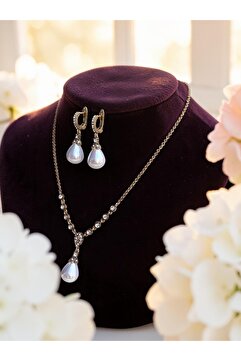 FAYRA ACCESSORIES Zirkon Taşlı Mayorka İnci Kolye ve Mayorka İnci Küpe Seti