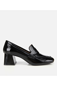 Hotiç Kadın Rugan Deri Siyah Topuklu Klasik Loafer