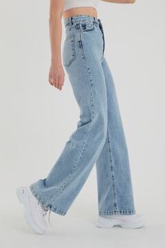 Livik Kadın Açık Mavi Kar Yıkama Yüksek Bel Bol Paça Denim Kot Pantolon
