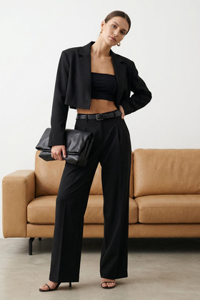 Schwarz*001 Limited Edition Hose aus plissiertem, gewebtem Stoff mit geradem Schnitt TWOAW23PL00401