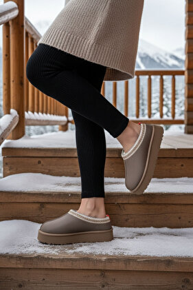 Buty damskie Mink - model Bootie z 19762 r.