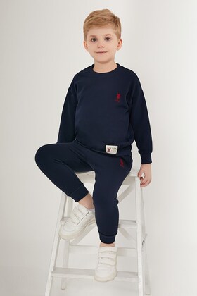 قاعدة. بولو أسن. طقم بدلة رياضية كلاسيكية مرخصة للأولاد