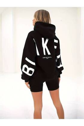 سويت شيرت بقلنسوة كبير الحجم مطبوع عليه بليك للجنسين مقاس كبير