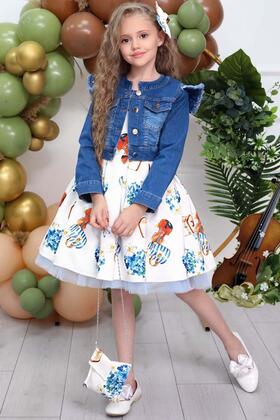 سترة للفتيات من الدنيم مطرزة باللؤلؤ وفستان أبيض منقوش