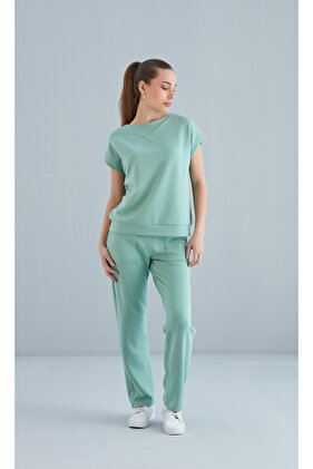 سويت شيرت بدون أكمام موديل ناعم الملمس