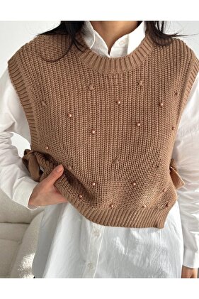 By Nilgün Akay Pulover brodat cu perle cu legare laterală