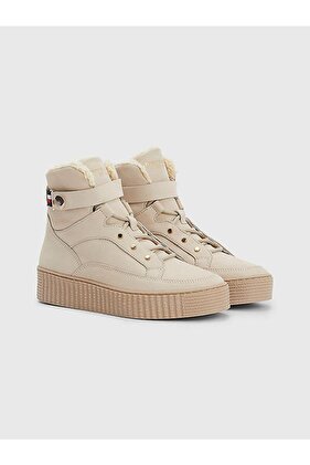 حذاء برباط مبطن دافئ