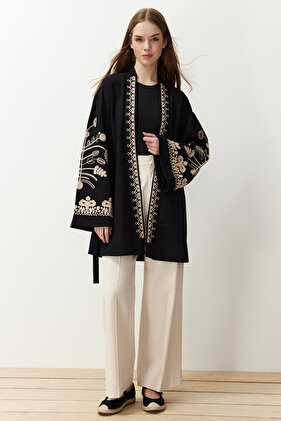 قبعة مطرزة سوداء منسوجة و فيريس وكيمونو TCTSS24KF00018