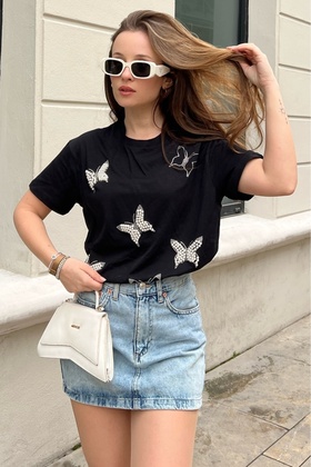 تيشيرت نسائي من القطن الممشط مزين بأحجار اللؤلؤ -60211009