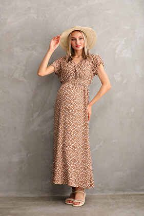 فستان حمل طويل منسوج بطبعة زهور على شكل حرف V مع صدر مطاطي