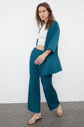 Relaxed Fit Petrol Color Knitted Kimona and Pants Set - TWOSS24AU00091