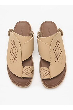 الصنادل العربية المطرزة الانزلاق على