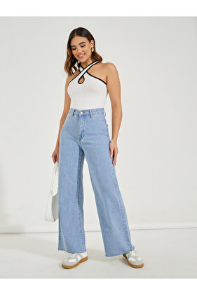 بنطال جينز واسع الساق بتفاصيل حافة خام