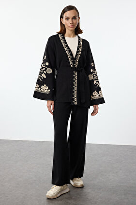 Double Breasted Collar Embroidered Belted Knitwear Suit - Tctaw25Us00095